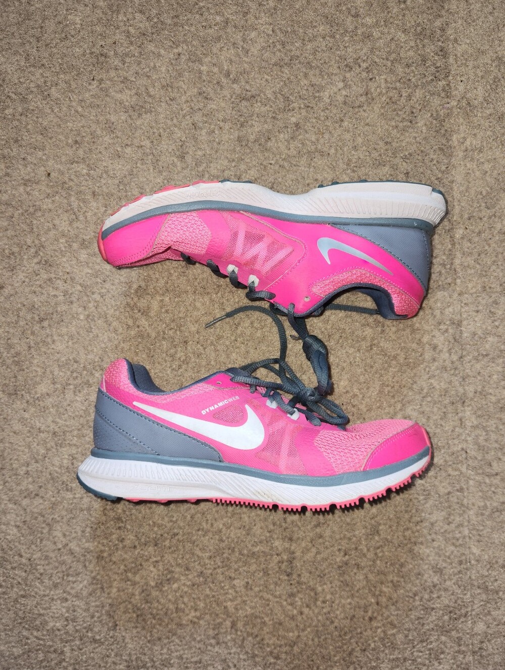 Nike Zoom Winflo Running Shoes | Pink Grey | W7.6